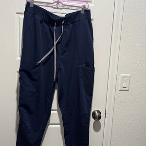 Fabletic’s Navy jogger scrub pants